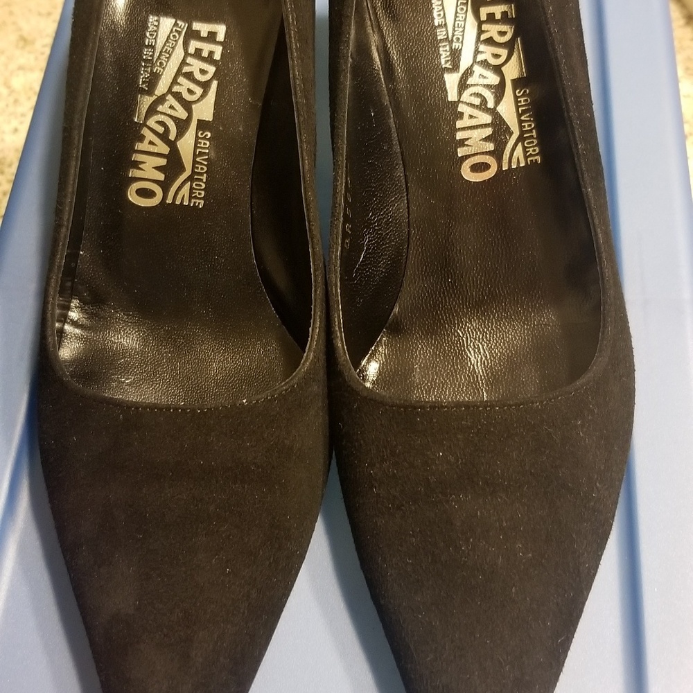 Ferragamo Women dress shoes 7.0